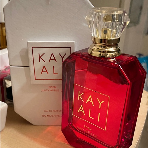 Kayali Eden Juicy Apple Eau de Parfum(Please Read Description) - Picture 1 of 4